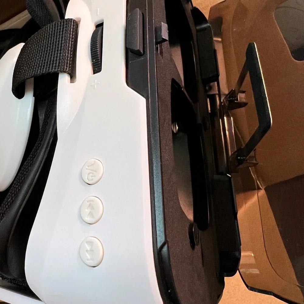Sharper Image Bluetooth VR Headset with Earphones
